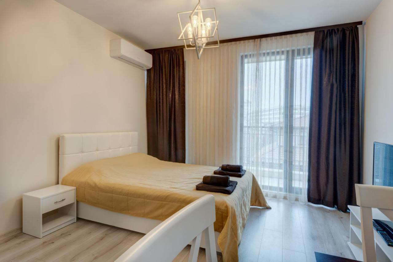Business Studio Zia 2- In Lazur Burgas Stad Buitenkant foto